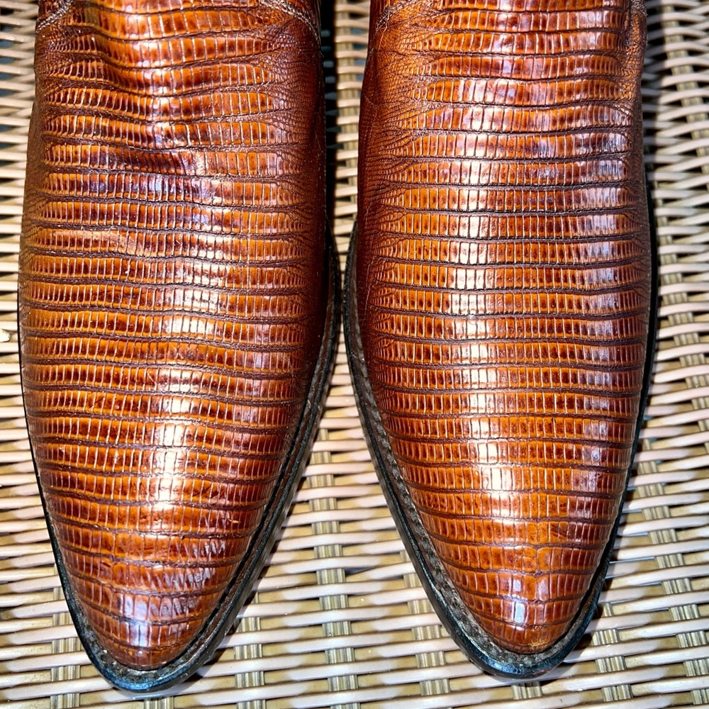 Sold! Stunning Dan Post Genuine Lizard cowboy Boots.